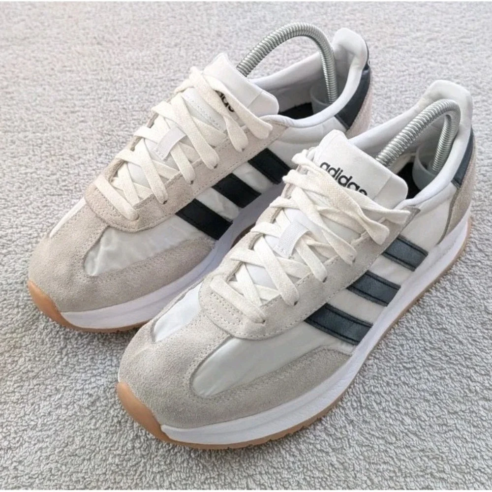Adidas Womens RUN 70s 2.0 IH8594 White Casual Shoes Sneakers Size 7.5